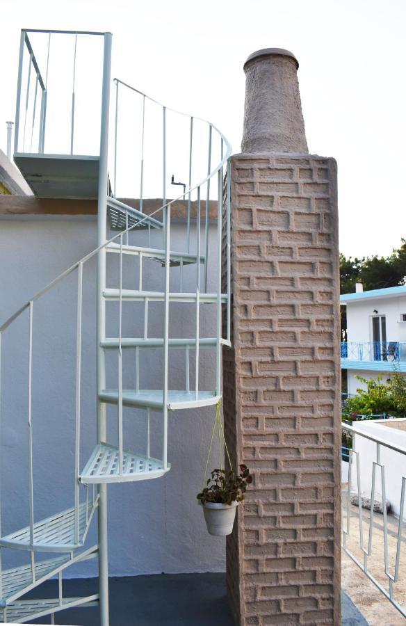 Dolihis Gi, Poseidon Villa Gialiskari  Ngoại thất bức ảnh